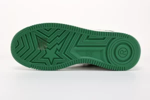 A-BATHING-APE-Bape-Sta-Dark-Green-Camo-White-Top-REPS2.webp