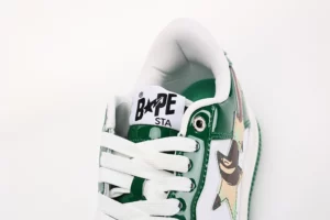 A-BATHING-APE-Bape-Sta-Dark-Green-Camo-White-Top-REPS7.webp