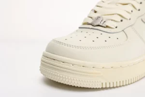 A-Bathing-Ape-Bape-Sta-Highsnobiety-Daily-Essentials-Beige-Sneaker-Reps4.webp