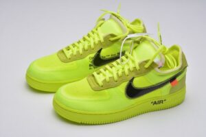 AIR-FORCE-1-LOW-OFF-WHITE-VOLT-Replica4.jpg