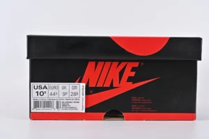 AIR-Jordan-1-Retro-UNC-Top-Version-REPS26.webp