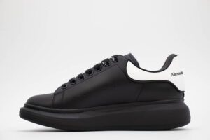 ALEXANDER-MCQUEEN-SHOW-LEATHER-PLATFORM-TRAINERS-BLACK-4.jpg