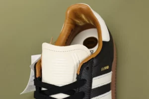 Adidas-x-JJJJound-Samba-OG-Black-Black-Crystal-White-Gum-7.webp