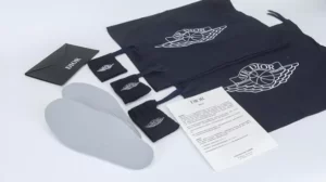 Air-Jordan-1-Di0r-Low-REPLICA11.webp