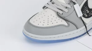 Air-Jordan-1-Di0r-Low-REPLICA3.webp