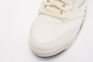 Air-Jordan-5-Retro-SE-Sail-6.webp
