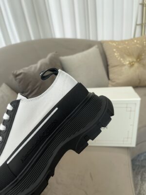 Alexander-McQueen-Tread-Slick-Lace-Up-WhiteBlack-Sole-6.jpg