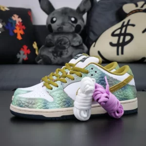 Alexis-Sablone-Dunk-Low-22Chameleon22-Latest-Version-on-Sale-3.webp