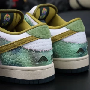 Alexis-Sablone-Dunk-Low-22Chameleon22-Latest-Version-on-Sale-7.webp