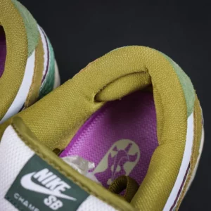 Alexis-Sablone-Dunk-Low-22Chameleon22-Latest-Version-on-Sale-8.webp