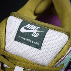 Alexis-Sablone-Dunk-Low-22Chameleon22-Latest-Version-on-Sale-9.webp