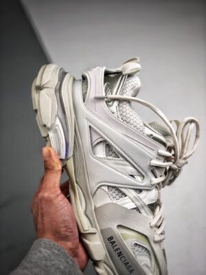 BALENCIAGA-TRACK-SNEAKER-WHITE-7.jpg
