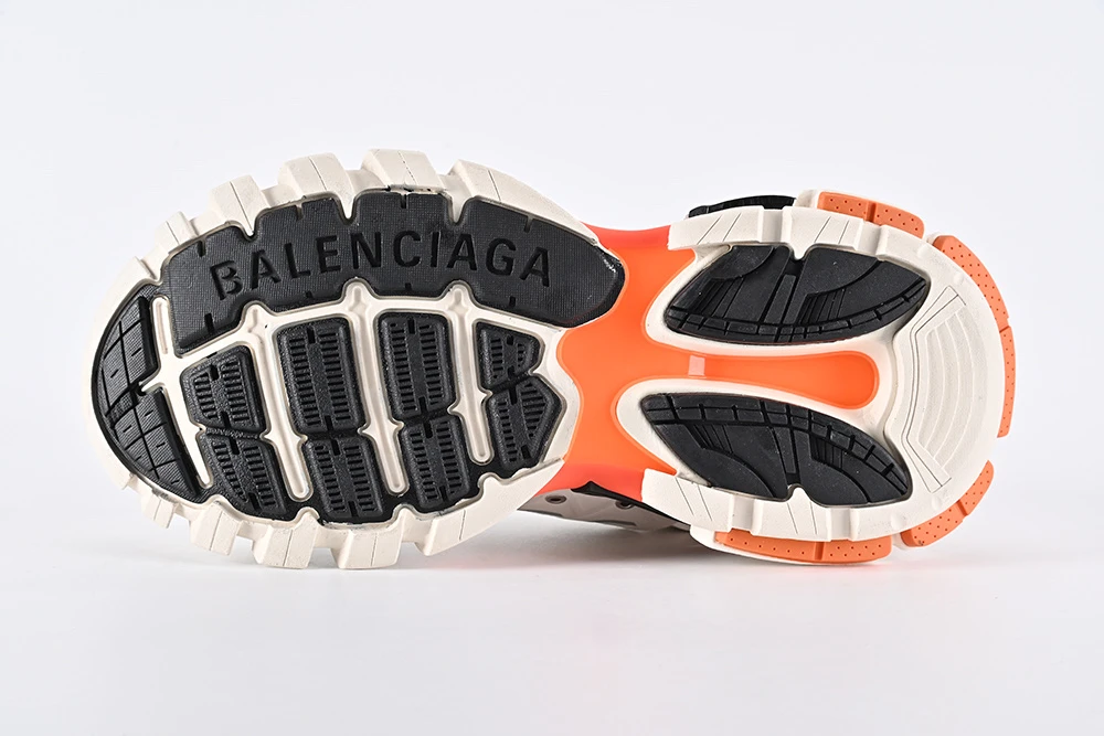 BALENCIAGA-TRACK-SNEAKER-White-Orange-Top-REPLICA05.webp