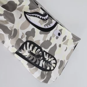 BAPE-City-Camo-Half-Shark-Kapuzenpullover-mit-durchgehendem-Reissverschluss-reps2.webp