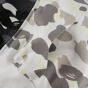 BAPE-City-Camo-Half-Shark-Kapuzenpullover-mit-durchgehendem-Reissverschluss-reps7.webp