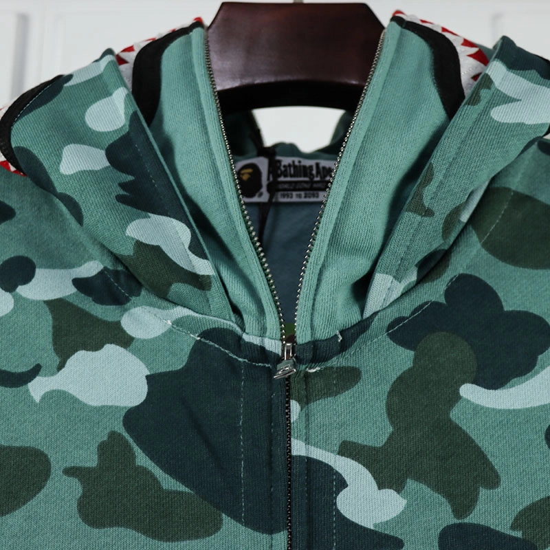 BAPE-GRUNER-CAMO-HOODIE-Reps1.webp