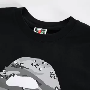 BAPE-Strich-Camouflage-Print-T-Shirt-Reps12.webp