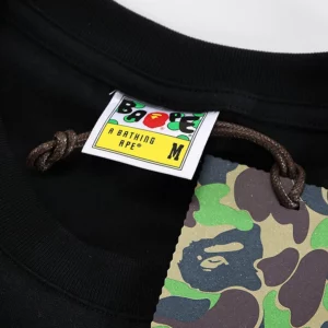 BAPE-Strich-Camouflage-Print-T-Shirt-Reps13.webp