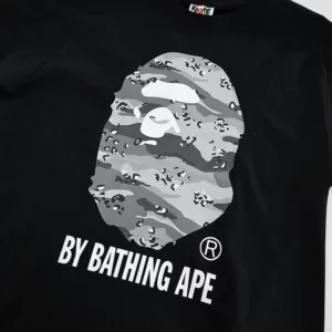 BAPE-Strich-Camouflage-Print-T-Shirt-Reps14.webp