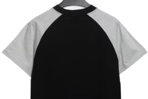 Balenciaga-3B-Logo-gedruckt-T-Shirt-Reps6.webp