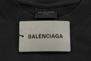 Balenciaga-3B-Sports-Icon-besticktes-T-Shirt-Reps13.webp