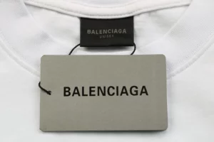 Balenciaga-3B-Sports-Icon-besticktes-T-Shirt-Reps9.webp