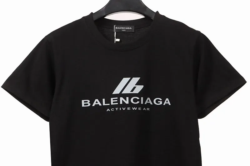 Balenciaga-3M-Letters-T-Shirt-2.webp
