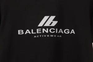 Balenciaga-3M-Letters-T-Shirt-5.webp