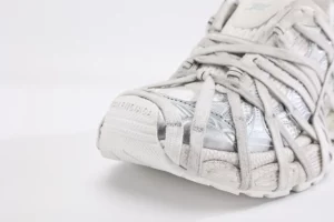Balenciaga-3XL-Chunky-Mesh-Silver-White-4.webp