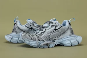 Balenciaga-3Xl-In-Destroyed-Canvas-In-Light-Blue-3.webp
