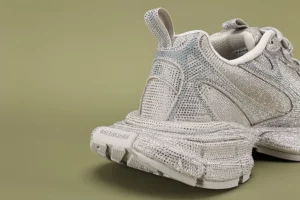 Balenciaga-3Xl-Sneakers-With-Rhinestones-6.webp