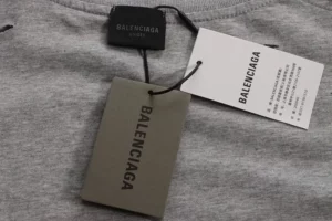 Balenciaga-AI-generated-printed-T-shirt-8.webp