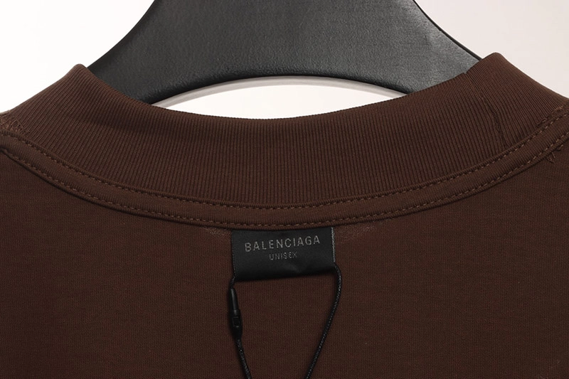 Balenciaga-Anti-Auto-Loecher-und-Risse-T-Shirt-Reps14.webp