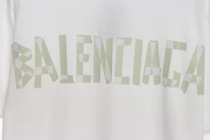 Balenciaga-Bandtyp-Logo-T-Shirt-Reps1.webp