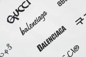 Balenciaga-Co-Branding-Twill-Multilabel-Barrage-Druck-T-Shirt-Reps4.webp