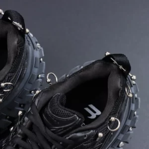 Balenciaga-Defender-Rubber-Platform-Sneakers-Black-Latest-Version-11.webp