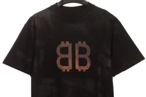 Balenciaga-Distressed-Crypto-Druck-T-Shirt-Reps16.webp
