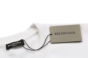 Balenciaga-Dreidimensionaler-Doppel-B-Lock-Aufdruck-Sweatshirt-Reps15.webp