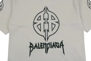 Balenciaga-Dreidimensionales-T-Shirt-mit-Doppel-B-Buchstaben-Aufdruck-Reps12.webp