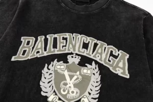 Balenciaga-EST-1917-Print-T-Shirt-Replica-4.webp