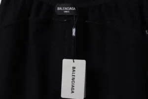 Balenciaga-Football-Shorts-Co-Branded-With-Manchester-United-7.webp