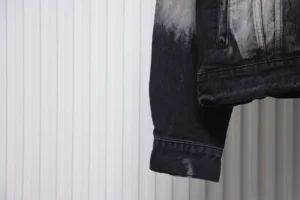 Balenciaga-Graffiti-Denim-Jacket-6.webp