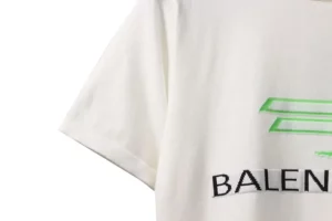 Balenciaga-Green-Letter-LOGO-T-shirt-7.webp