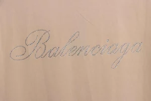 Balenciaga-Heisses-Diamond-Logo-T-Shirt-Reps3.webp