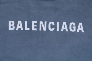 Balenciaga-Hinten-blauer-Logo-Aufdruck-T-Shirt-Reps4.webp