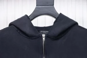 Balenciaga-Jacket-With-Zip-And-Logo-Tape-3.webp