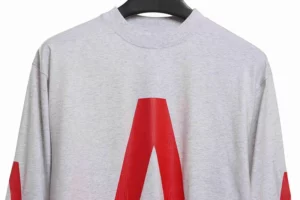 Balenciaga-Joint-Archive-Music-Langarm-T-Shirt-Reps7.webp