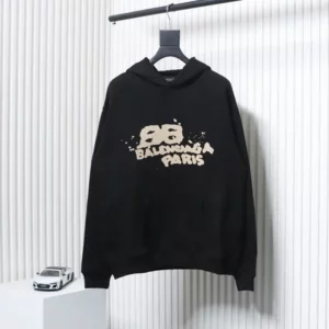 Balenciaga-Kapuzenpullover-mit-HAND-Graffiti-Motiv-2.webp