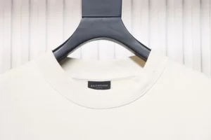 Balenciaga-Lb-Sweatshirt-With-Reflective-Letter-Logo-4.webp