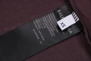 Balenciaga-Logo-Buchstaben-Stickerei-T-Shirt-Reps6.webp